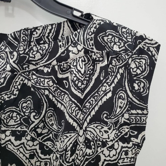 Talbots Petites Women's‎ Black White Paisley Moroccan Boatneck Sleeveless Top 4P - Picture 2 of 5